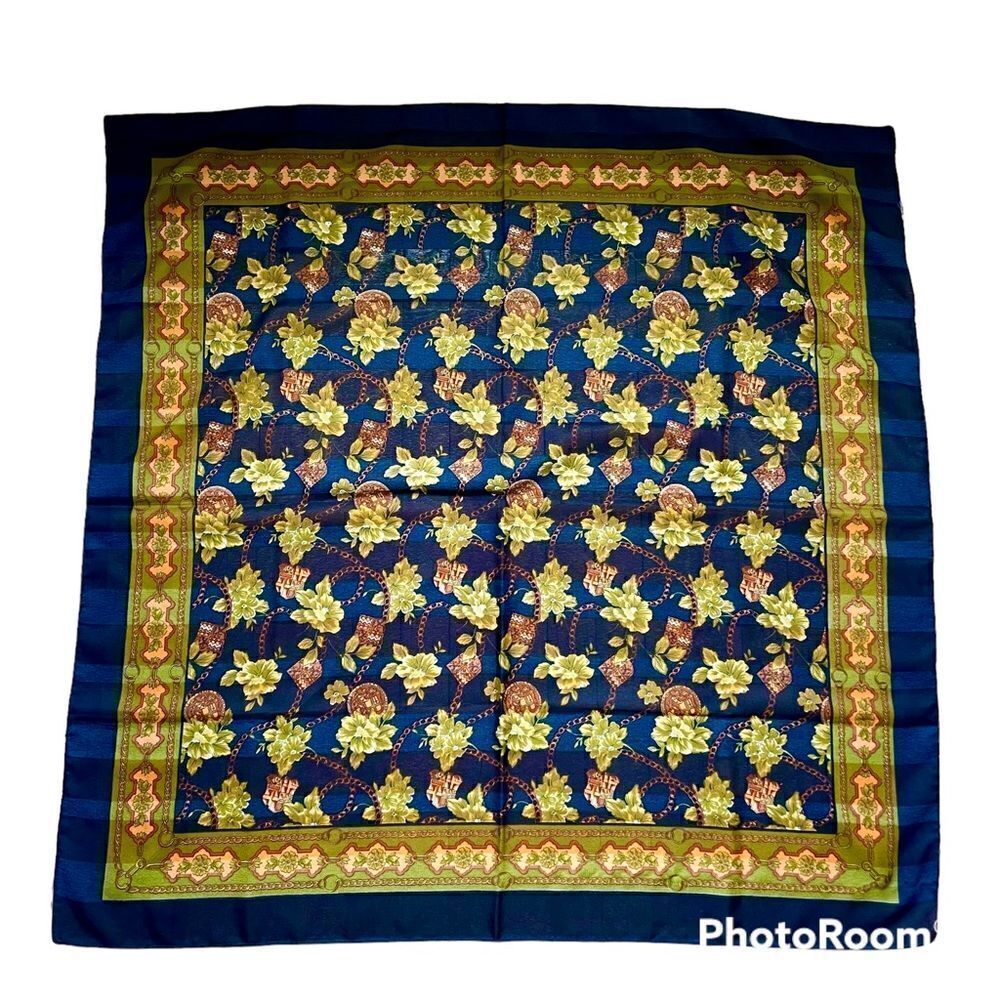 Beautiful Fall Scarf in Warm Color’s